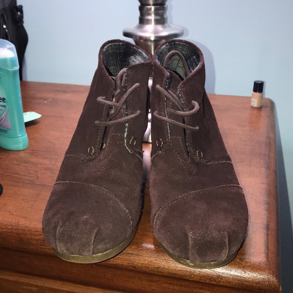 Tom wedges